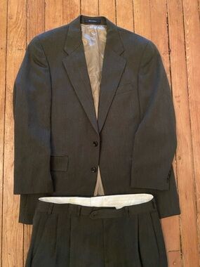 Vintage Lord and Taylor Chaps Ralph Lauren dark green suit 42S